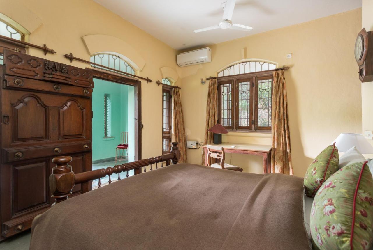 Hostie Chinar Haveli - Heritage Home With Pool, Gurgaon Eksteriør bilde