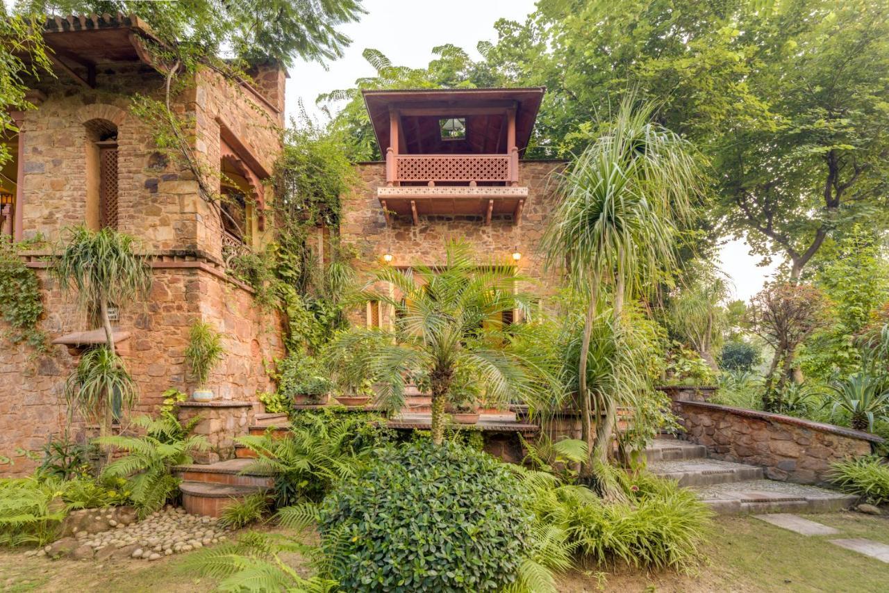 Hostie Chinar Haveli - Heritage Home With Pool, Gurgaon Eksteriør bilde