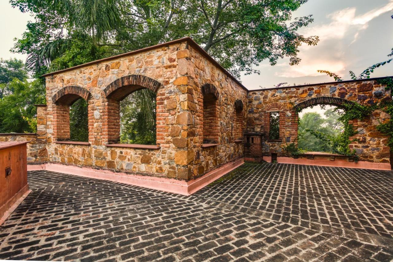 Hostie Chinar Haveli - Heritage Home With Pool, Gurgaon Eksteriør bilde