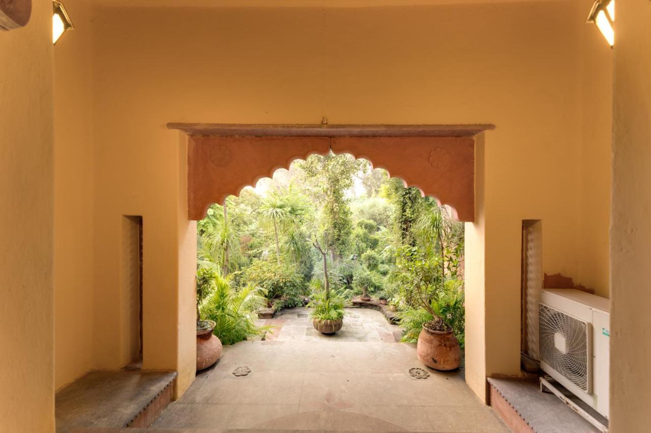 Hostie Chinar Haveli - Heritage Home With Pool, Gurgaon Eksteriør bilde