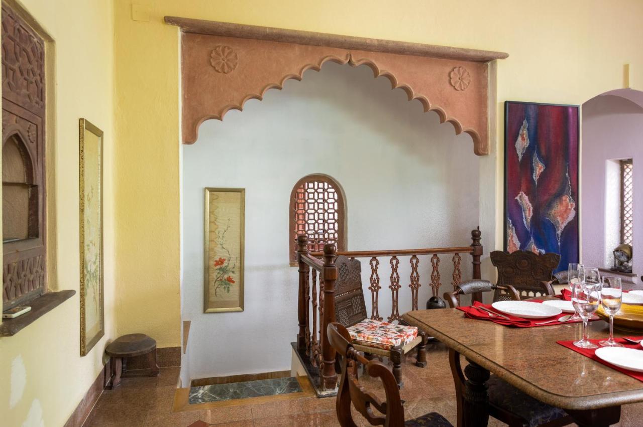 Hostie Chinar Haveli - Heritage Home With Pool, Gurgaon Eksteriør bilde